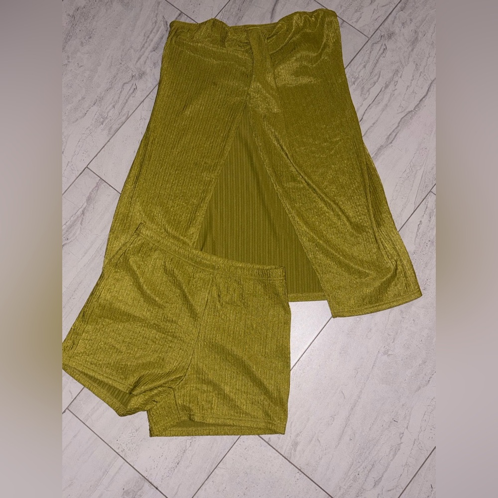 SHEIN Olive Green Apparel
